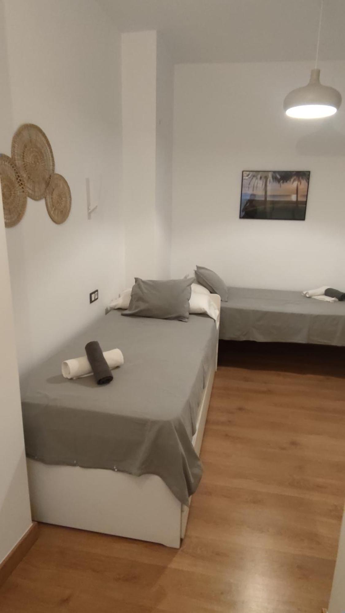 Unique Apartment In Malaga City Center With Pool エクステリア 写真